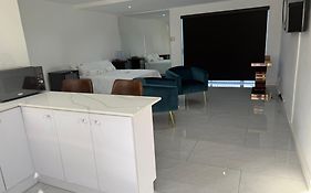 Humewood Gardens Private Suite